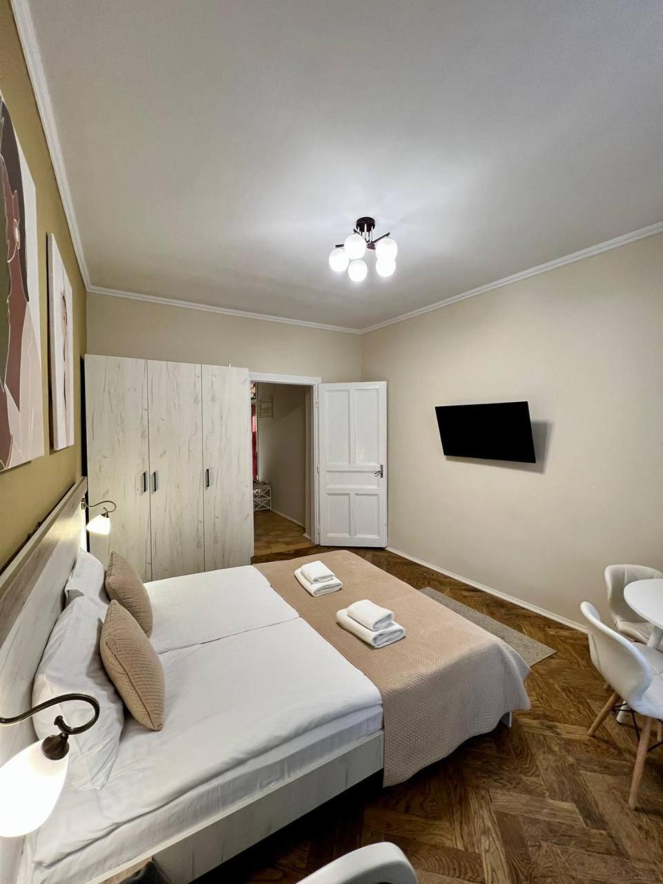 Demar Apart Herzena Lviv Exterior foto