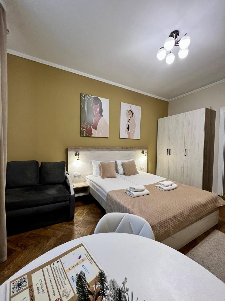 Demar Apart Herzena Lviv Exterior foto